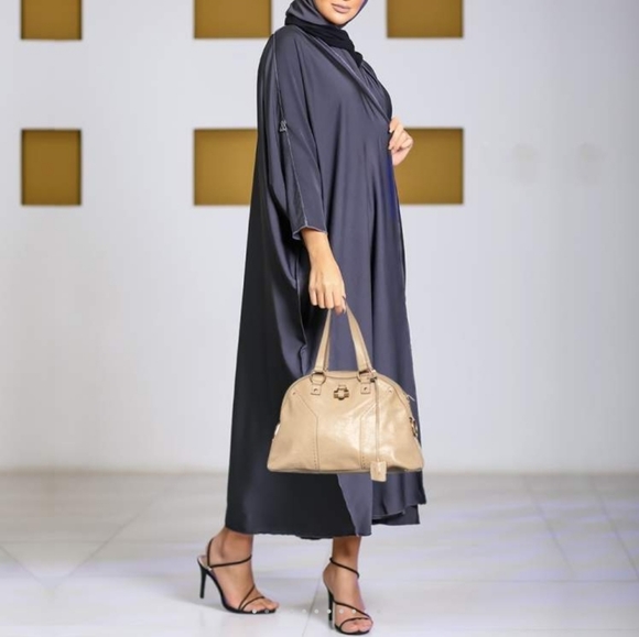 Yves Saint Laurent Beige Leather Medium Muse Satchel - Picture 3 of 17